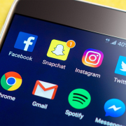 Espionner un compte Snapchat : Top 5 des solutions