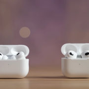 AirPods 3 vs AirPods Pro 2 : quels écouteurs Apple choisir ?