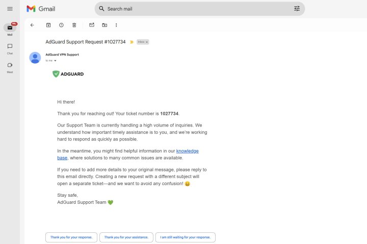 Adguard VPN offre un support par e-mail et parfois cela prend beaucoup de temps.