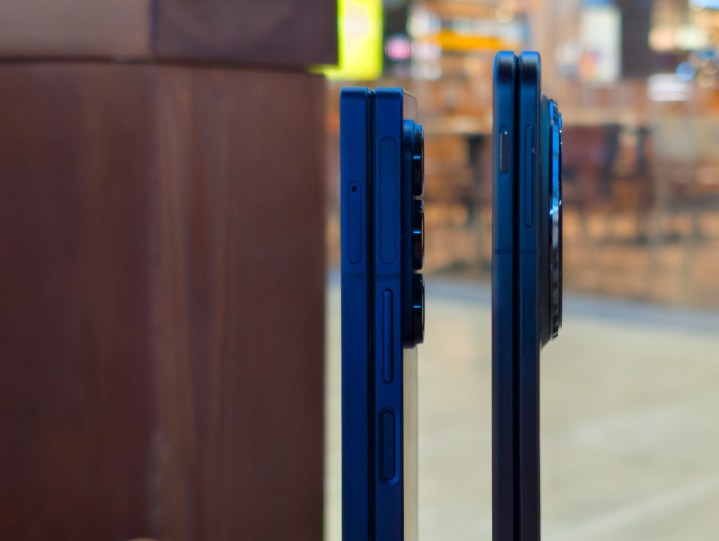 Oppo trouve n5 vs le galaxie z pli 6 épaisseur