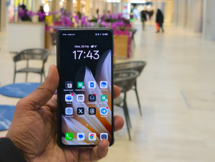 L'affichage avant sur l'Oppo trouve n5