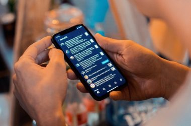 La recherche suggère que la réduction du temps d'écran peut mieux fonctionner que les antidépresseurs