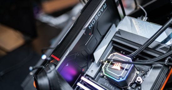 Nous avons enfin de bonnes nouvelles sur le RX 9070 XT d'AMD