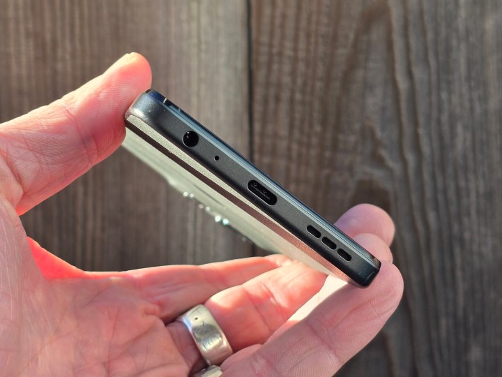 Port USB C Moto G 2025