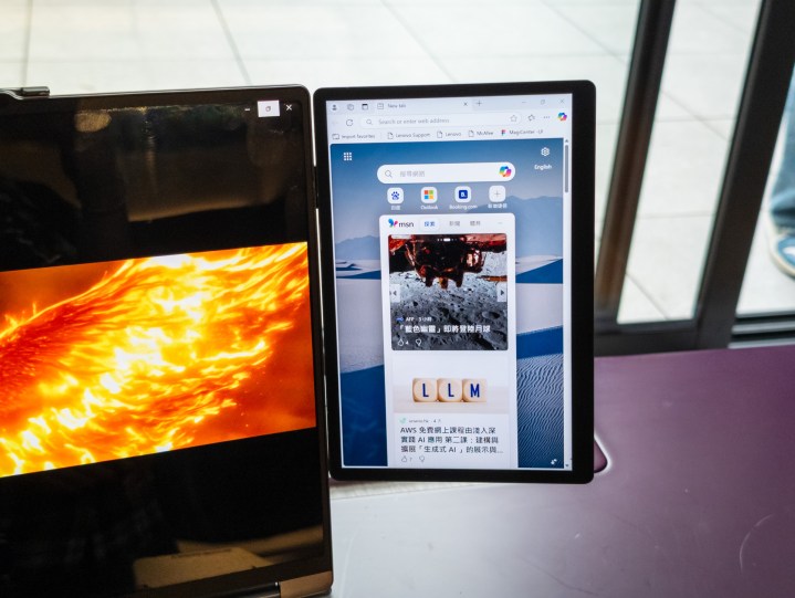 Lenovo 2e concept d'affichage illustré au MWC 2025