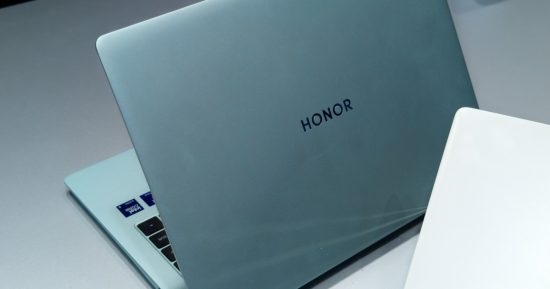 Honor Magicbook Pro 14 bat le nouveau MacBook Air d'une manière frappante