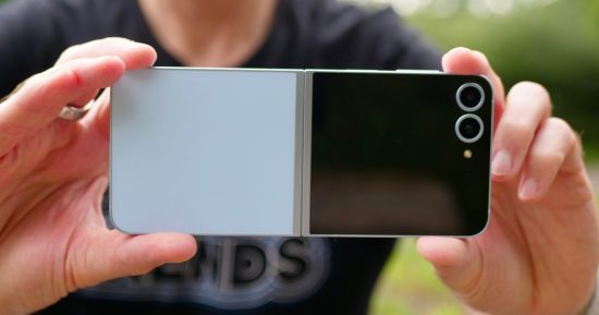 Notre premier regard sur le Galaxy Z Flip 7 révèle plus que le design