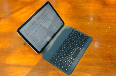 J'ai essayé un minuscule clavier iPad mini. Ce fut une expérience déroutante.
