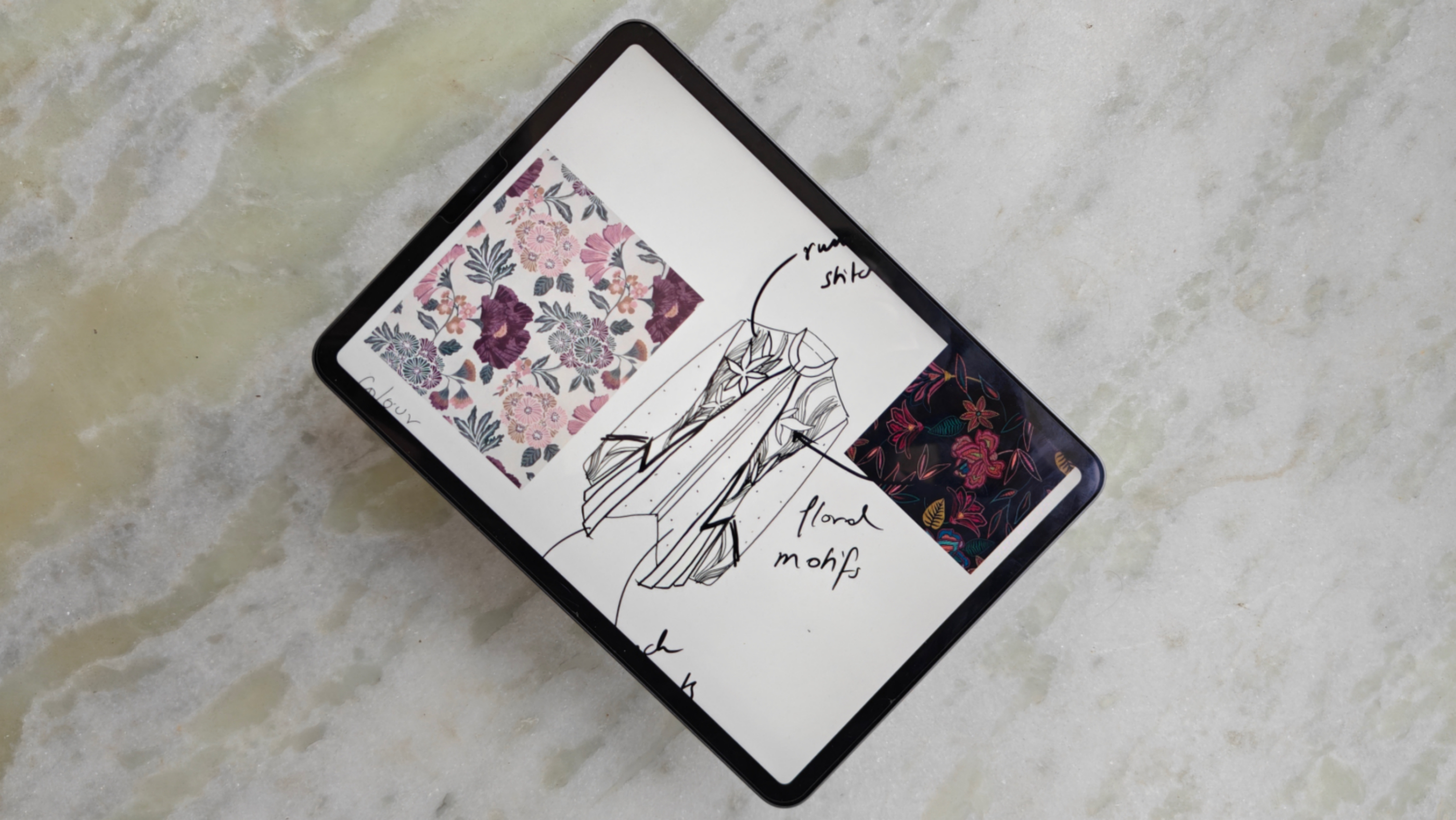 Dessiner sur l'iPad Pro 2021.