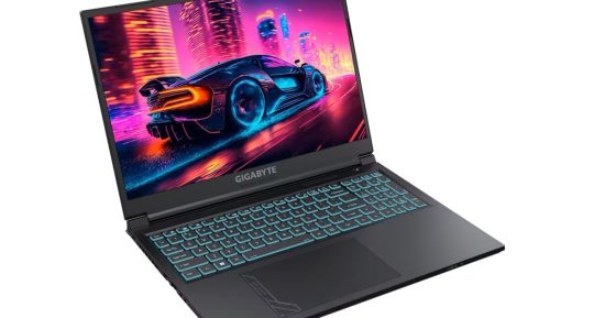 Cet ordinateur portable de jeu de gigaoctets avec RTX 4060, 32 Go de RAM est en vente pour seulement 1 000 $