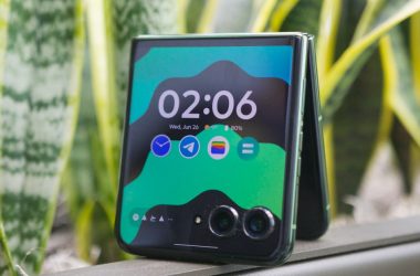 «L'un des meilleurs téléphones pliants», le Razr Plus, vient de recevoir une remise de 200 $