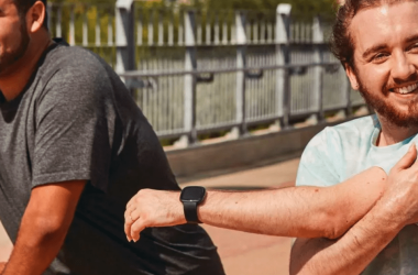 Le Fitbit Versa 4 est de retour à son bon prix de seulement 150 $ pour un très court laps de temps