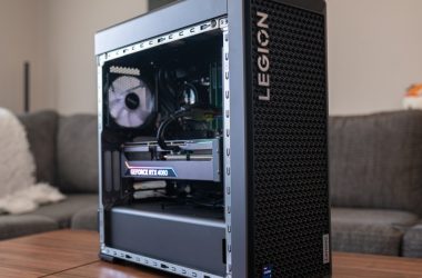 Le Lenovo Legion Tower 7i Gaming PC avec RTX 4080 Super coûte 750 $