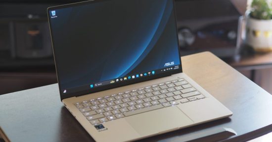 Asus ZenBook A14 contre Apple MacBook Air 13 (M4): Fermer, mais pas de cigare