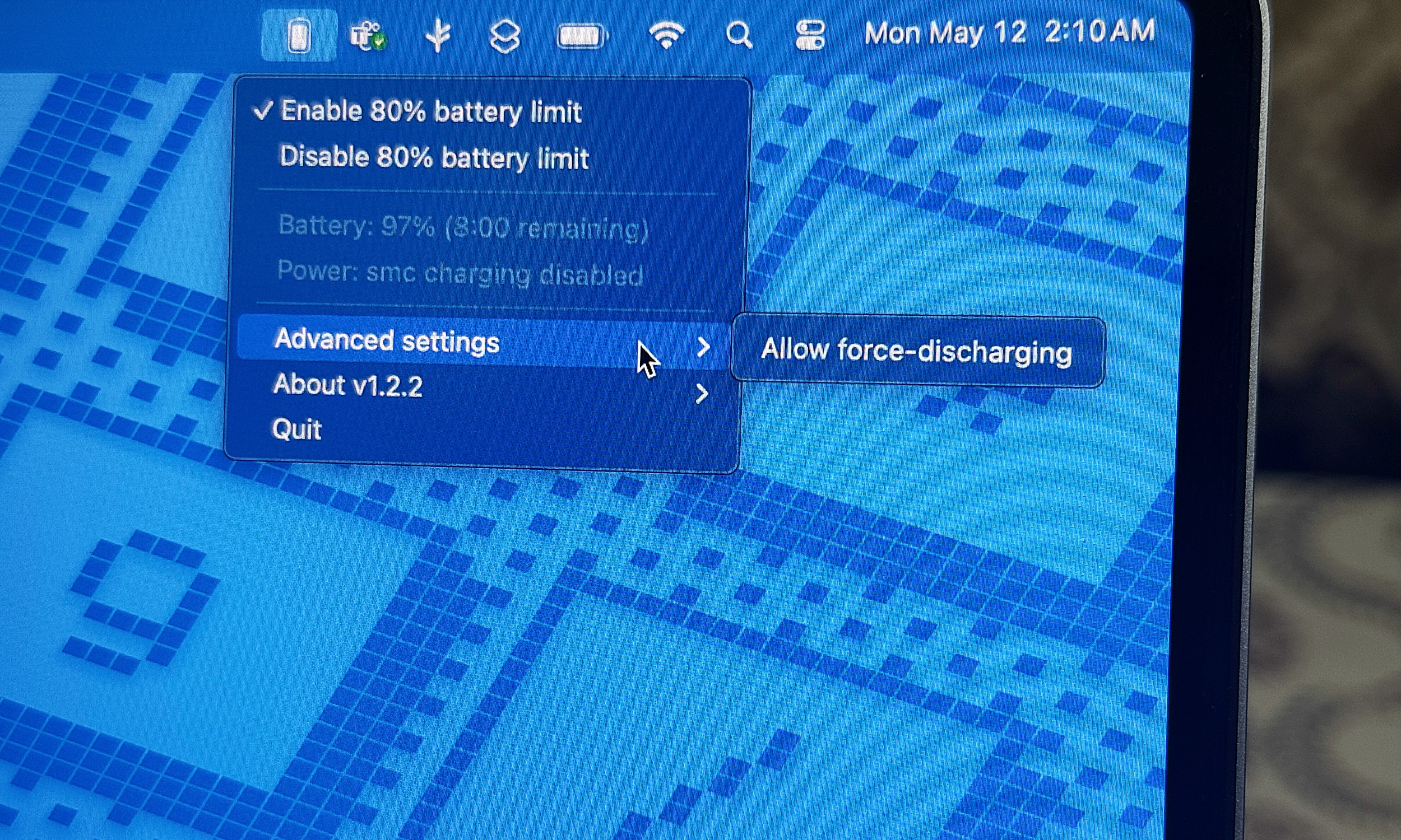 En fait, mentor pour limiter la charge de batterie pour MacBook.