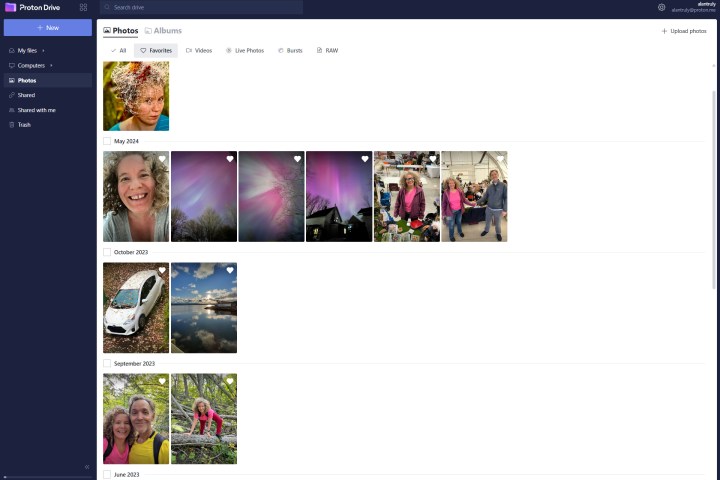 L'application Web de Proton Drive offre un accès de bureau aux photos d'iPhone chiffrées.