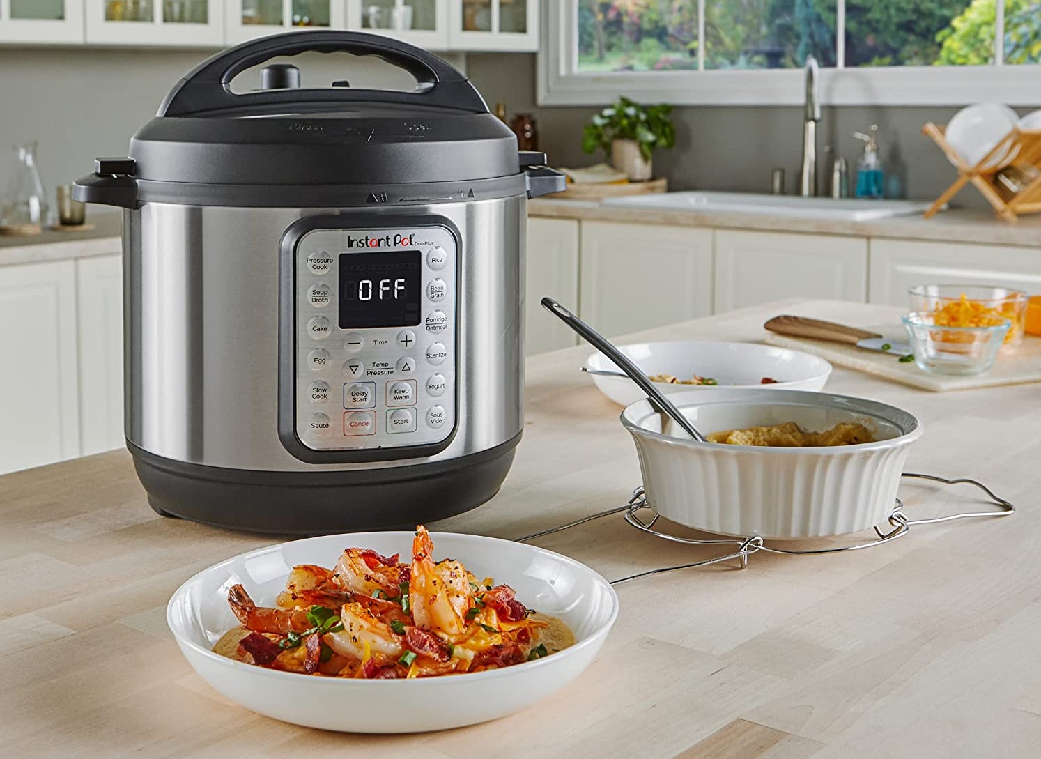 Duo Pot instantané plus multi-cuisinière sur le comptoir