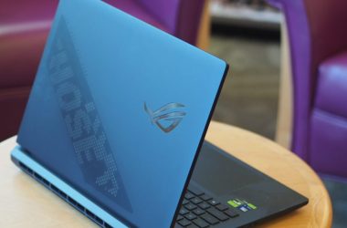 3 raisons d'acheter l'ordinateur portable de jeu Asus Rog Strix Scar 18 (2025)