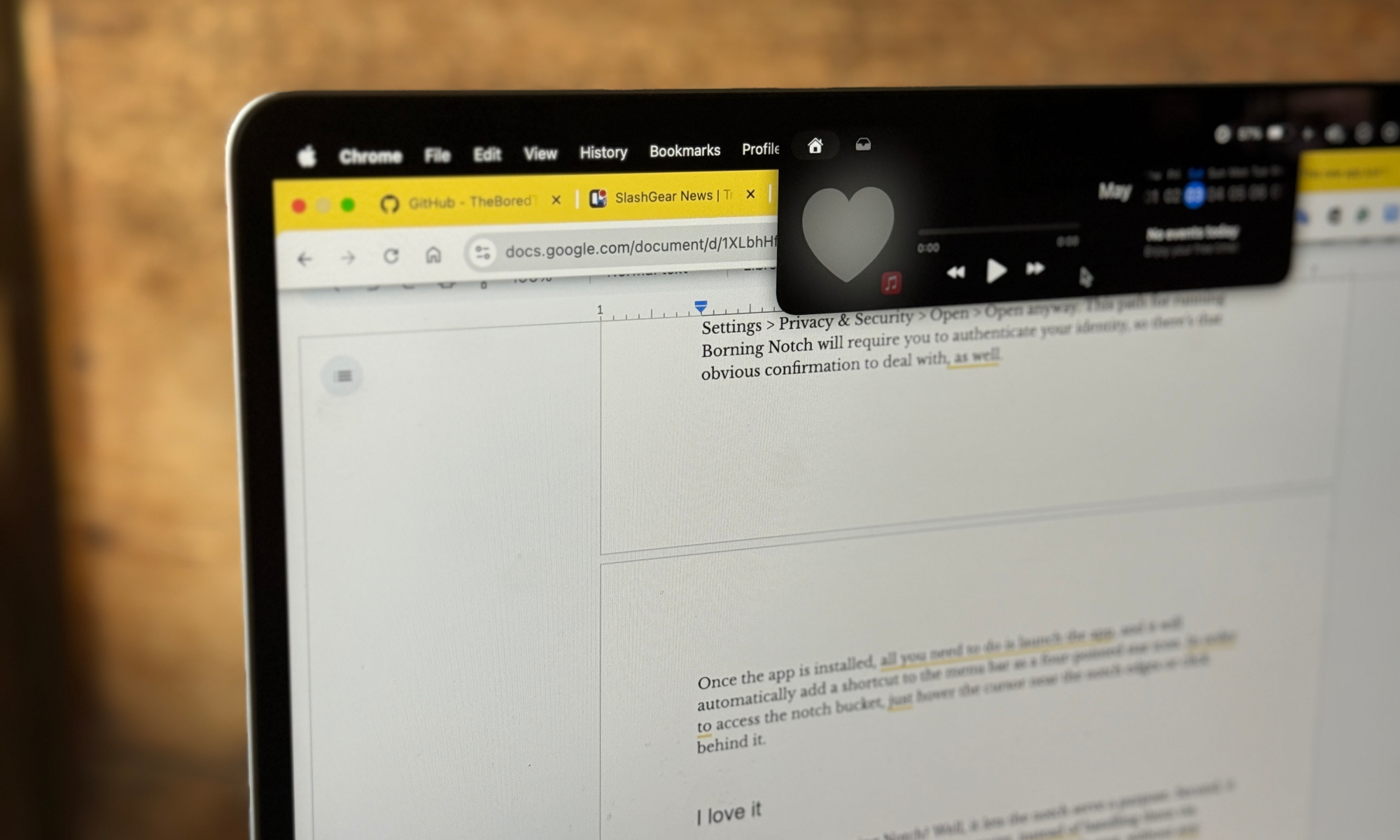 Contrôle de la musique dans l'application Boring Notch.