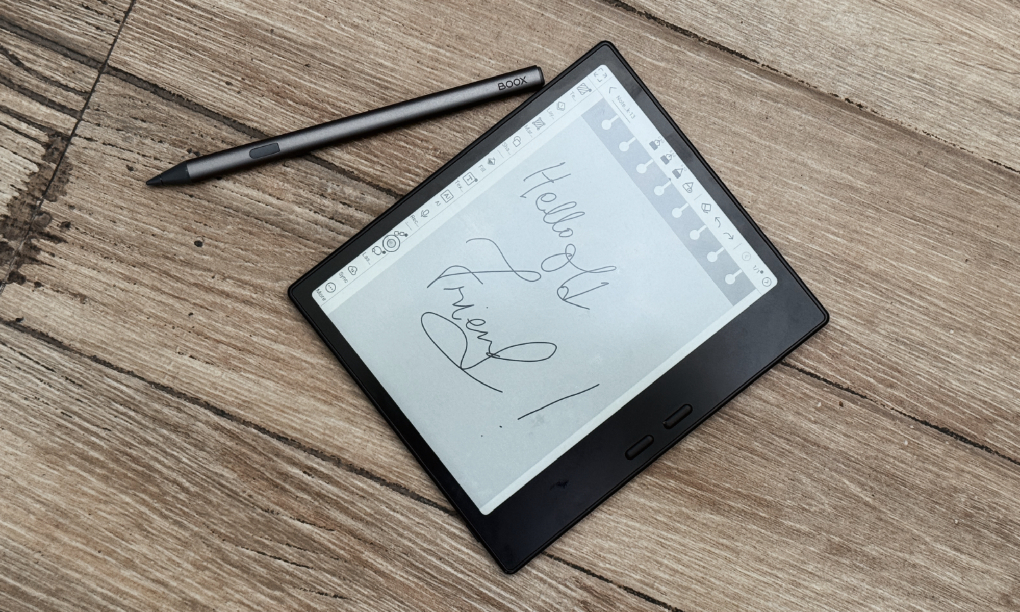 Page d'accueil de la tablette à encre BOOX GO 7 E et un stylet.