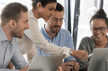 Travaillez votre chemin: comment BitRix24 vous permet de prendre les devants sur la gestion des tâches