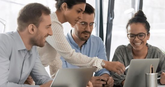 Travaillez votre chemin: comment BitRix24 vous permet de prendre les devants sur la gestion des tâches