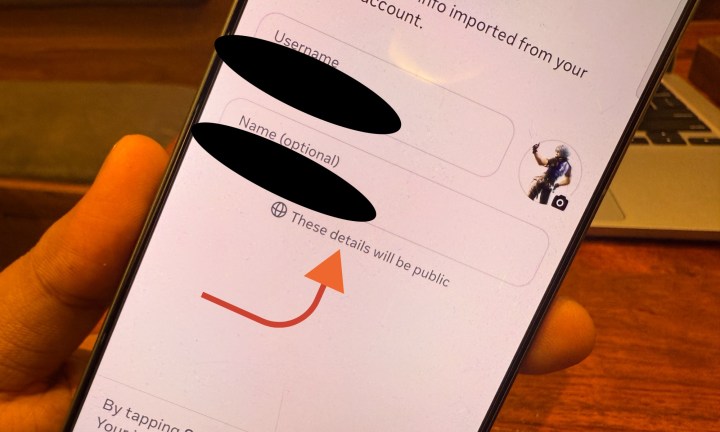AVERTISSEMENT de la pose pour se nourrir dans l'application mobile Meta AI.