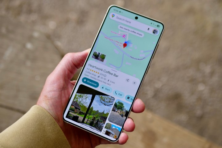 GPS sur le bord Samsung Galaxy S25.