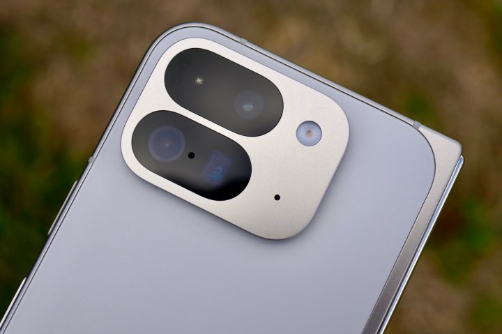 Le module de caméra Google Pixel 9 Pro Fold.