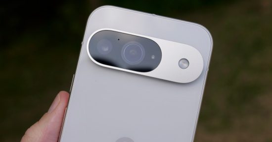 Google nous montre le Pixel 10 pour la première fois, mais c'est en fait un téléphone différent
