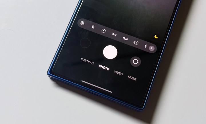 Application Camera dans une UI 8 sur Samsung Galaxy Z Fold 7.