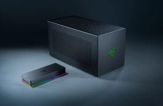 L'EGPU Core X V2 de Razer a des vitesses flamboyantes, mais pas de puissance intégrée?