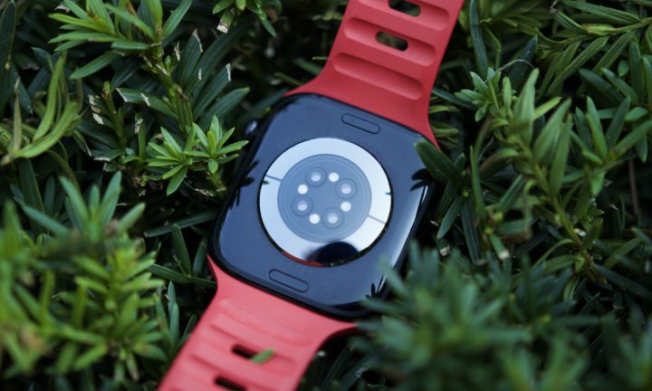 Sensor Hub sur l'Apple Watch Series 10.
