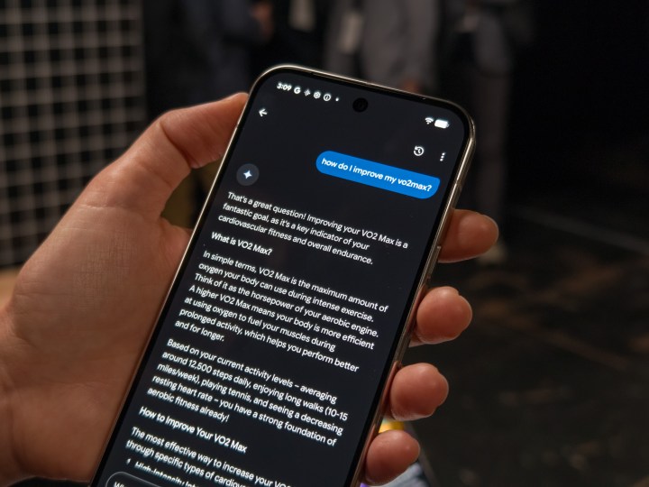 Gemini AI Health Coach on the Pixel Watch 4 affiché sur le Pixel 10 Pro