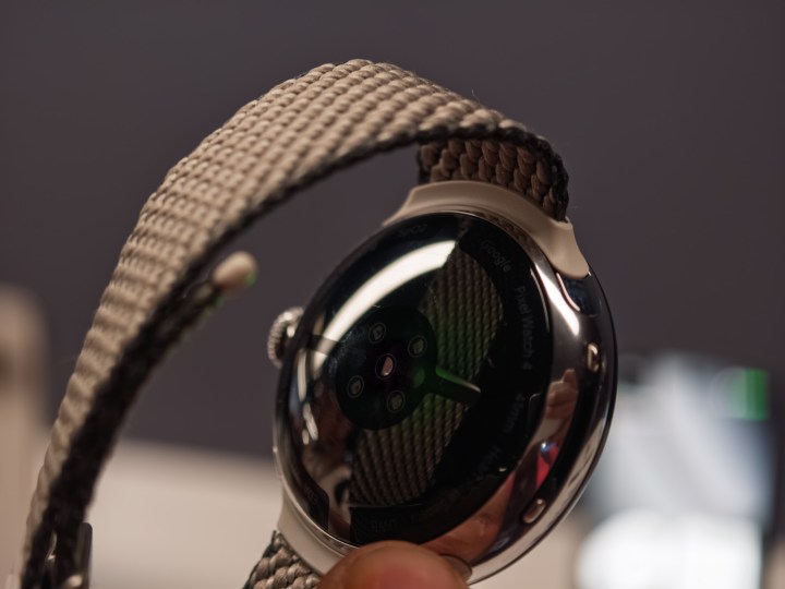 Google Pixel Watch 4 capteurs