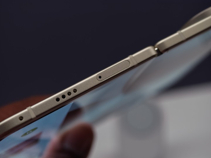 Google Pixel 10 Pro plie en jade