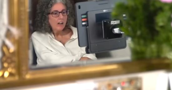 Ai se combine avec la vieille technologie pour rendre sa voix à une femme