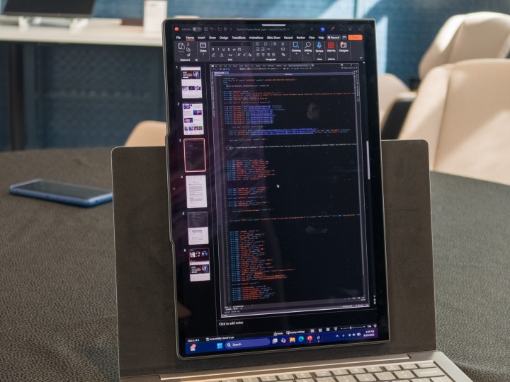 Concept de vertiflex de Thinkbook Lenovo annoncé à IFA 2025