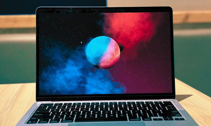 Échangez Chrome pour le navigateur de comète de Perplexity sur mon MacBook Air.