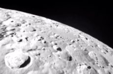 Les petits robots rouges s'apprêtent à explorer les sites de base de la lune
