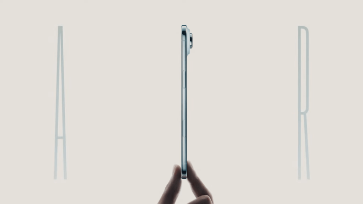 IPhone Air retenu, entouré des lettres A et R