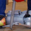 Regardez ce robot se faire naufrage par une tronçonneuse… puis s'adapter