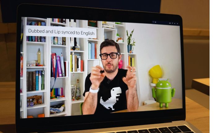 Fonctionnalité de synchronisation labiale YouTube AI en action.