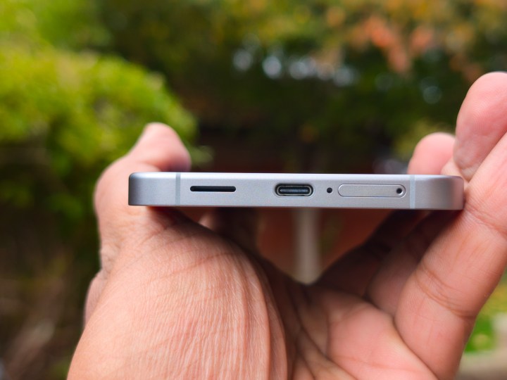 Samsung Galaxy S25 FE en bleu