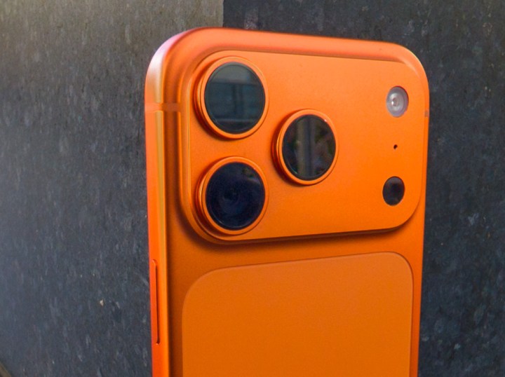 Apple iPhone 17 Pro en orange cosmique