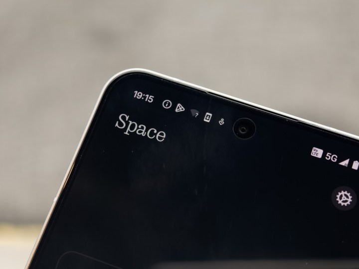 Espace essentiel sur le Nothing Phone 3 en blanc