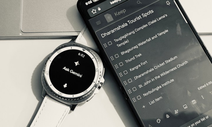 La Samsung Galaxy Watch 8 Classic exécute l'assistant Gemini.