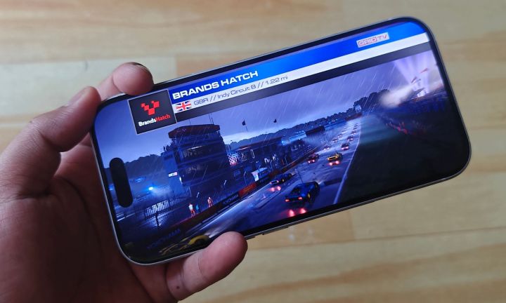 Jouer sur iPhone 17 Pro.