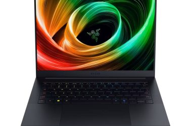 Achetez l'ordinateur portable de jeu Razer Blade 14 avec RTX 5070, 32 Go de RAM à 600 $ de réduction