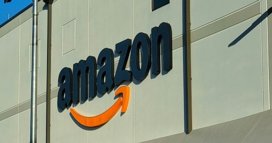 Amazon est sur le point de licencier un grand nombre de travailleurs, selon un rapport